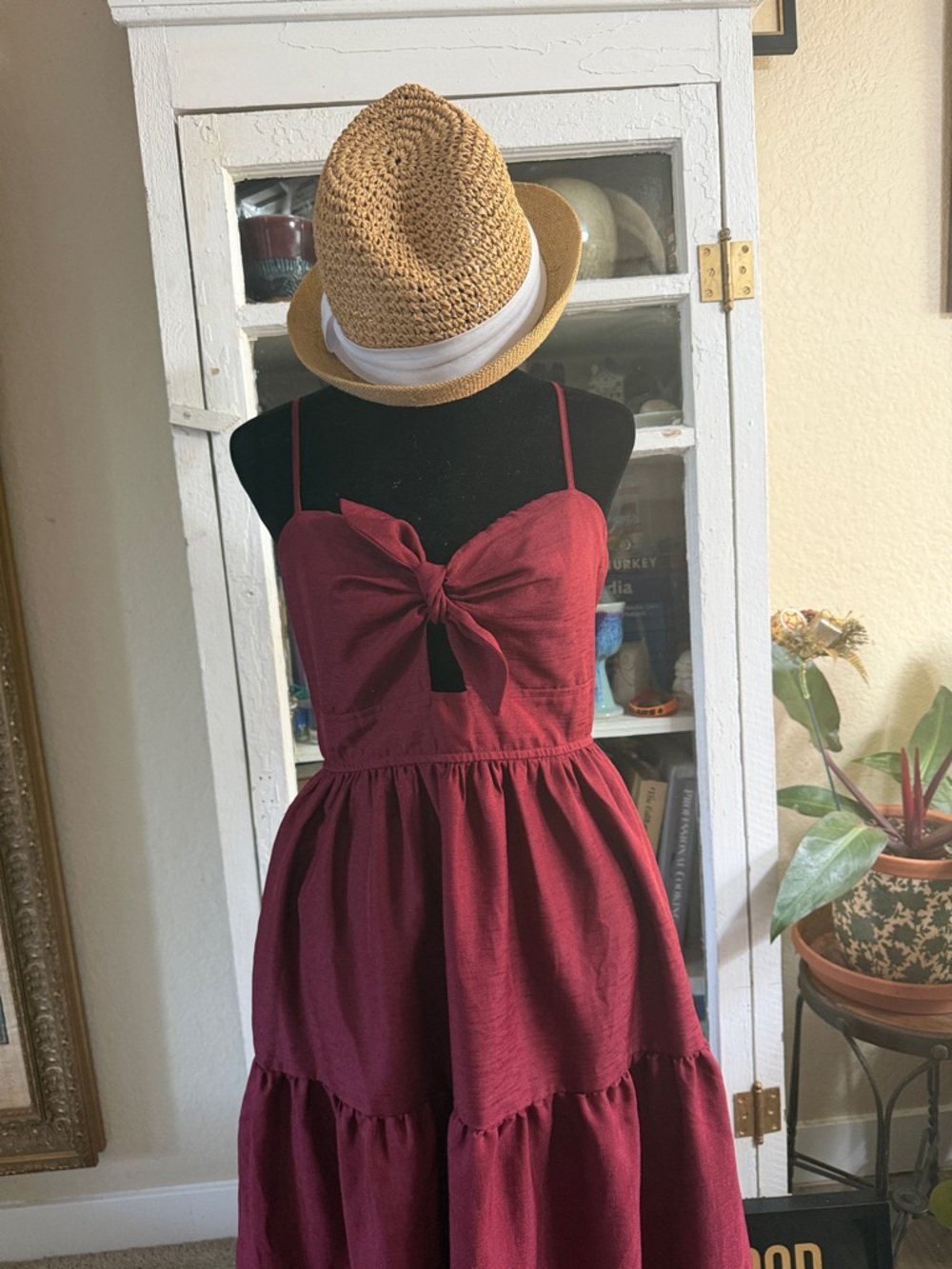 Trixxi Burgundy Bow-Front Tiered Maxi Dress - Picture 2 of 7